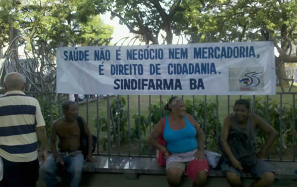 Sindifarma-BA esteve presente na caminha a favor do SUS