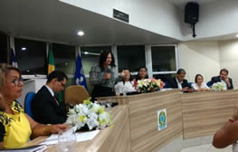 Câmara de Vereadores de Lauro de Freitas homenageia farmacêuticos